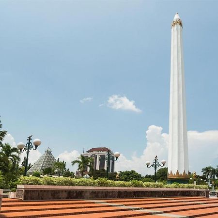 Hotel Sulawesi Gorontalo Surabaya Exterior photo